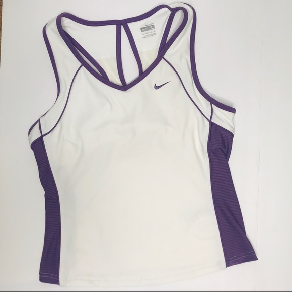 Nike Tops - 🦋🦋🦋NIKE sportswear tank